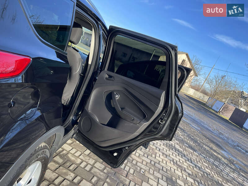 Внедорожник / Кроссовер Ford Escape 2014 в Косове