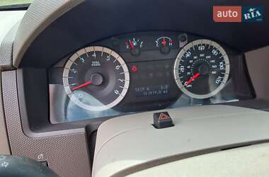 Внедорожник / Кроссовер Ford Escape 2011 в 