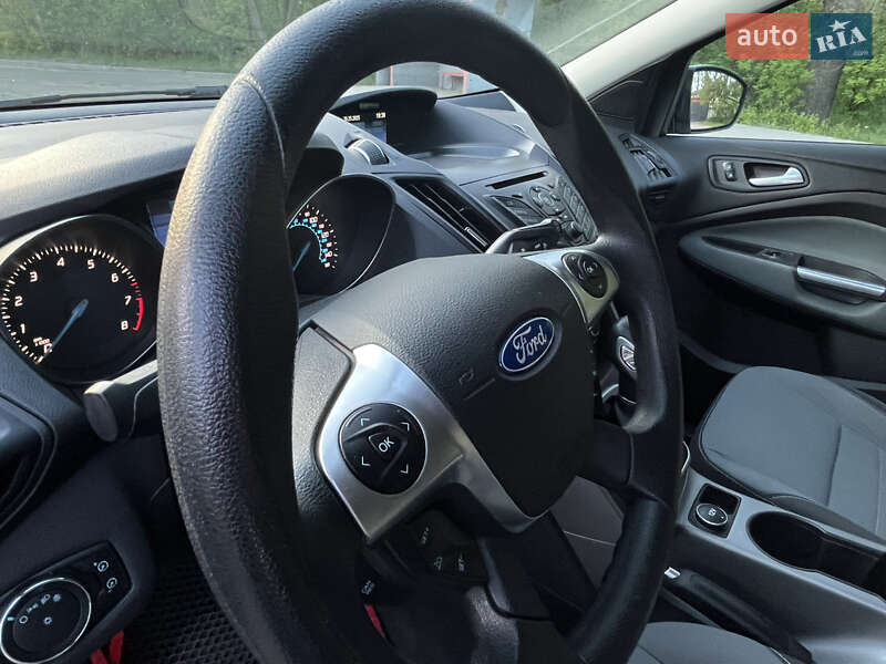 Внедорожник / Кроссовер Ford Escape 2012 в Киеве