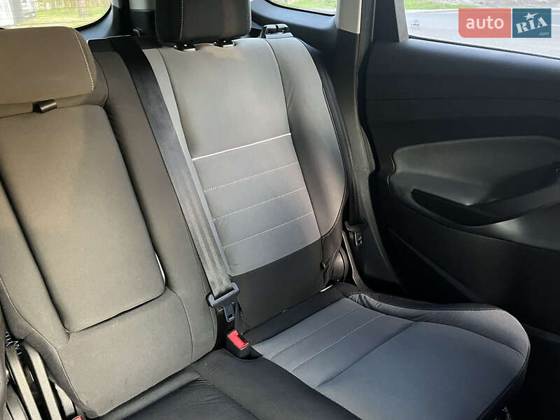Внедорожник / Кроссовер Ford Escape 2012 в Киеве