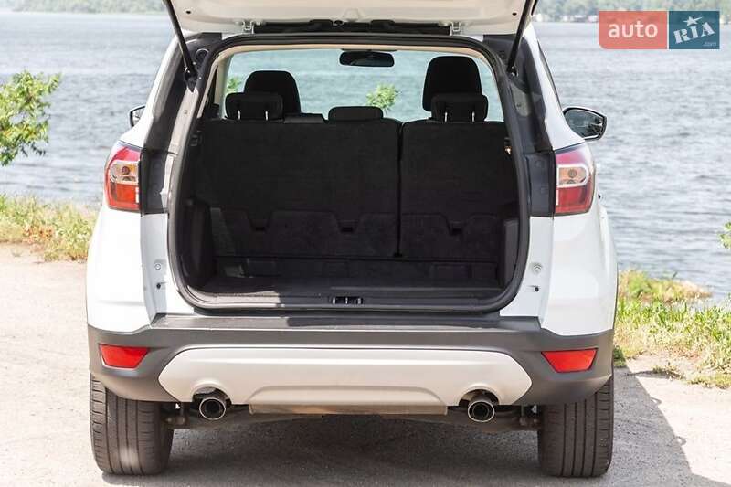Внедорожник / Кроссовер Ford Escape 2016 в Львове фото 6 Внедорожник / Кроссовер Ford Escape 2016 в Львове