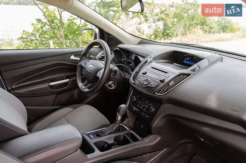 Внедорожник / Кроссовер Ford Escape 2016 в Львове фото 12 Внедорожник / Кроссовер Ford Escape 2016 в Львове