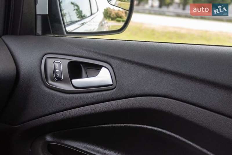 Внедорожник / Кроссовер Ford Escape 2016 в Львове фото 17 Внедорожник / Кроссовер Ford Escape 2016 в Львове