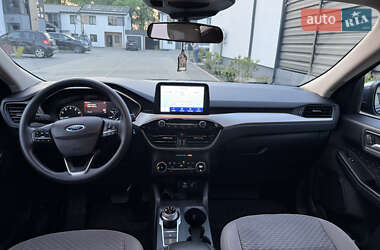 Внедорожник / Кроссовер Ford Escape 2020 в 