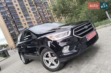 Внедорожник / Кроссовер Ford Escape 2017 в Житомире