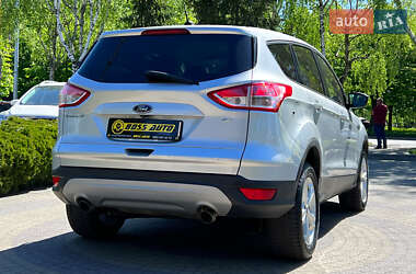 Внедорожник / Кроссовер Ford Escape 2016 в 