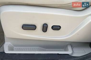 Внедорожник / Кроссовер Ford Escape 2014 в 
