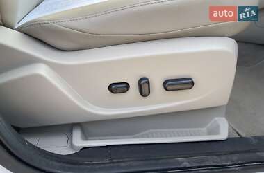 Внедорожник / Кроссовер Ford Escape 2014 в 