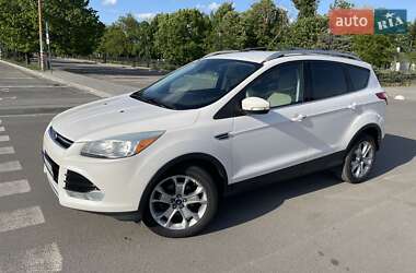 Внедорожник / Кроссовер Ford Escape 2014 в Новомосковске