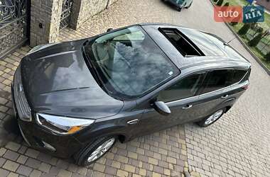 Позашляховик / Кросовер Ford Escape 2017 в Хмельницькому