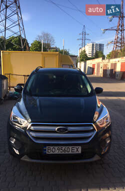 Внедорожник / Кроссовер Ford Escape 2019 в Тернополе