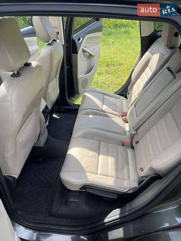 Внедорожник / Кроссовер Ford Escape 2017 в Тернополе