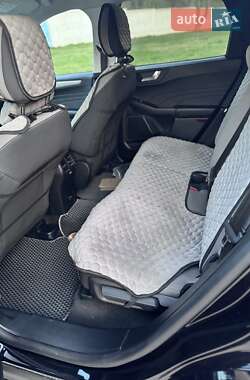 Внедорожник / Кроссовер Ford Escape 2021 в 