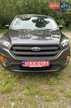 Позашляховик / Кросовер Ford Escape 2019 в 