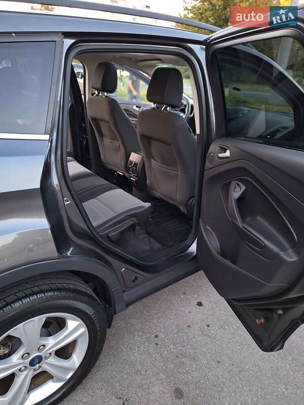 Внедорожник / Кроссовер Ford Escape 2015 в Харькове