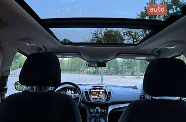 Внедорожник / Кроссовер Ford Escape 2014 в 