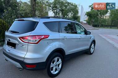 Внедорожник / Кроссовер Ford Escape 2014 в 