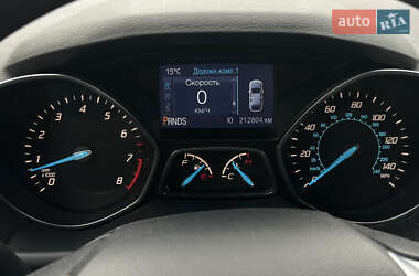 Внедорожник / Кроссовер Ford Escape 2014 в 