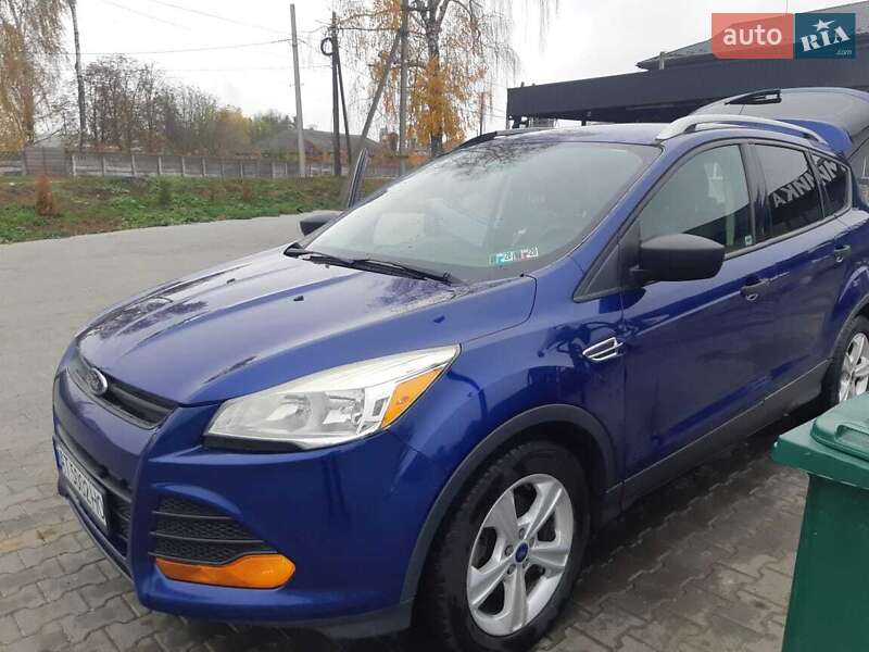Внедорожник / Кроссовер Ford Escape 2014 в 