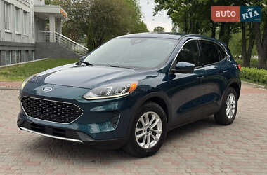 Внедорожник / Кроссовер Ford Escape 2020 в Лубнах