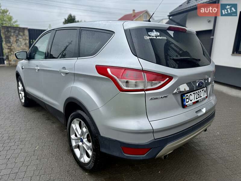 Позашляховик / Кросовер Ford Escape 2013 в Львові