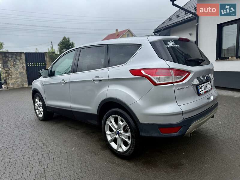 Позашляховик / Кросовер Ford Escape 2013 в Львові