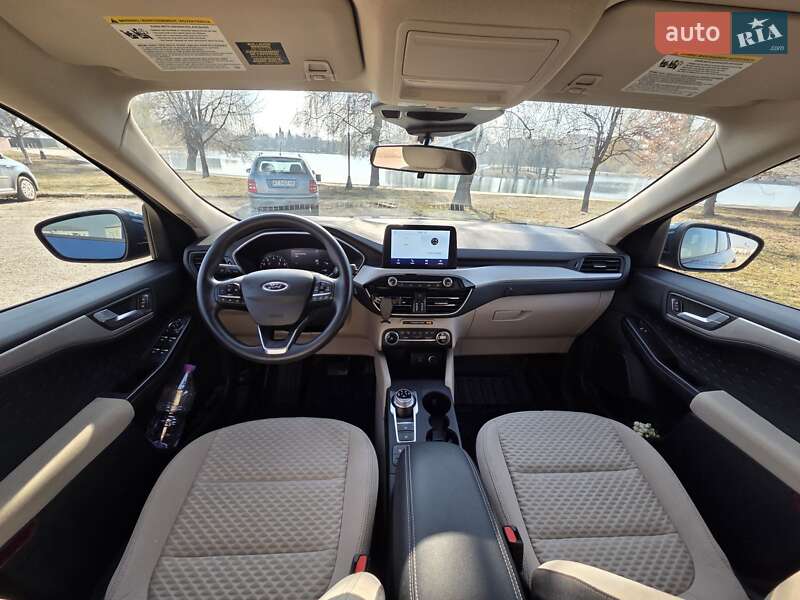 Позашляховик / Кросовер Ford Escape 2020 в Коломиї