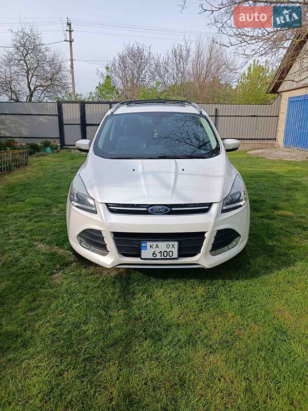 Внедорожник / Кроссовер Ford Escape 2014 в 
