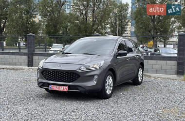 Внедорожник / Кроссовер Ford Escape 2022 в 