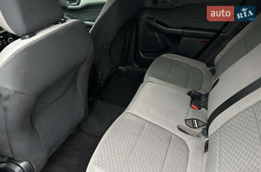 Внедорожник / Кроссовер Ford Escape 2022 в 