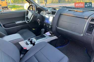 Внедорожник / Кроссовер Ford Escape 2010 в 