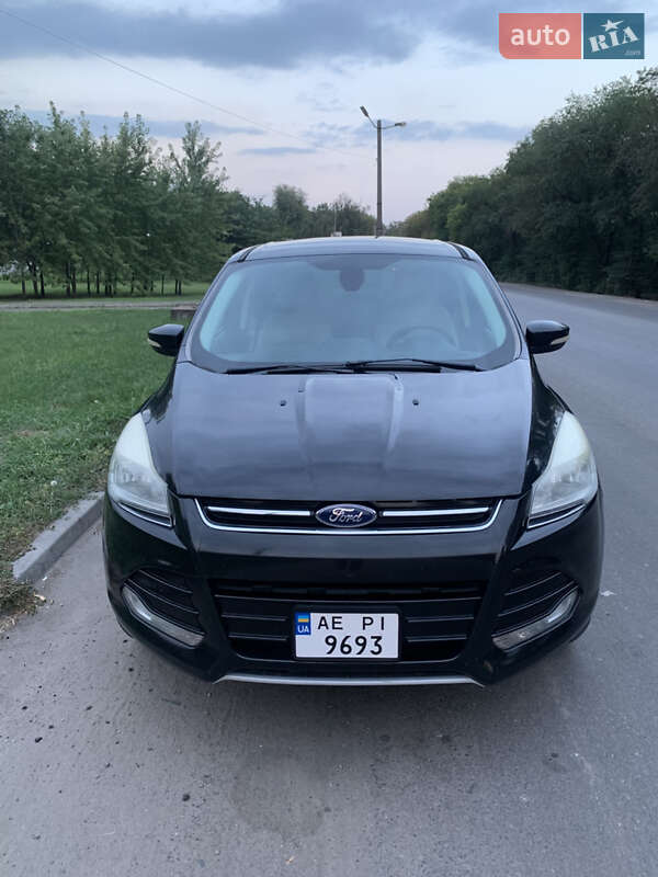 Позашляховик / Кросовер Ford Escape 2012 в 