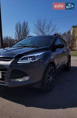 Внедорожник / Кроссовер Ford Escape 2016 в Николаеве