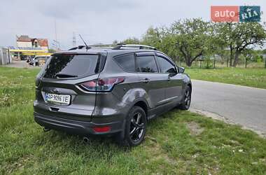 Внедорожник / Кроссовер Ford Escape 2014 в 