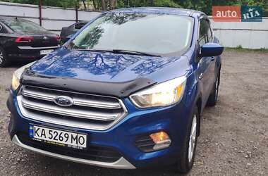 Внедорожник / Кроссовер Ford Escape 2017 в Киеве