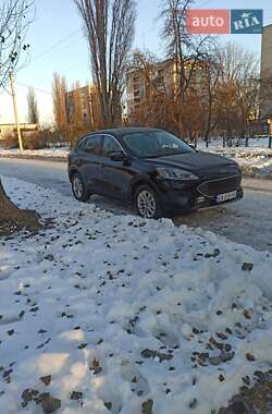 Внедорожник / Кроссовер Ford Escape 2021 в 