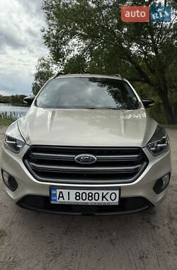 Позашляховик / Кросовер Ford Escape 2017 в Києві