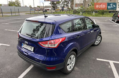 Внедорожник / Кроссовер Ford Escape 2014 в 