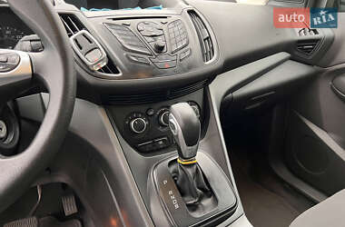 Внедорожник / Кроссовер Ford Escape 2014 в 
