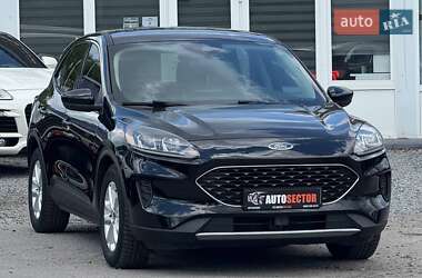 Внедорожник / Кроссовер Ford Escape 2020 в 