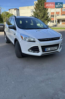 Внедорожник / Кроссовер Ford Escape 2015 в 