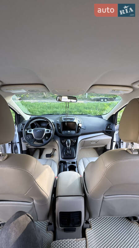 Внедорожник / Кроссовер Ford Escape 2015 в Львове