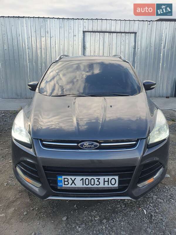 Позашляховик / Кросовер Ford Escape 2014 в 