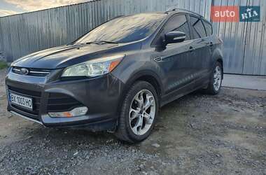 Позашляховик / Кросовер Ford Escape 2014 в 