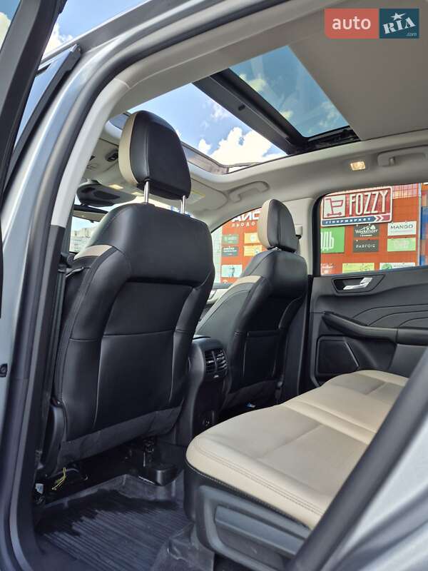 Внедорожник / Кроссовер Ford Escape 2022 в Харькове