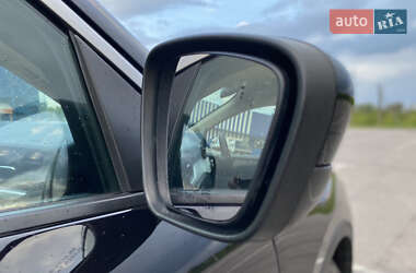 Позашляховик / Кросовер Ford Escape 2020 в 
