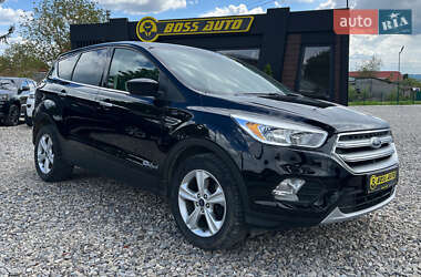 Позашляховик / Кросовер Ford Escape 2016 в Коломиї