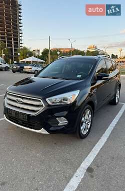 Внедорожник / Кроссовер Ford Escape 2016 в Харькове