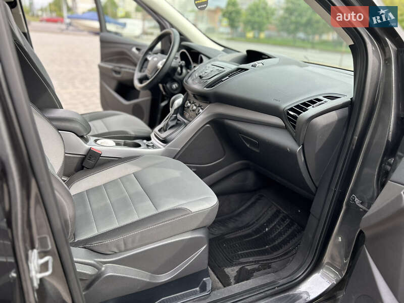 Позашляховик / Кросовер Ford Escape 2016 в Хмельницькому