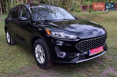 Внедорожник / Кроссовер Ford Escape 2020 в 